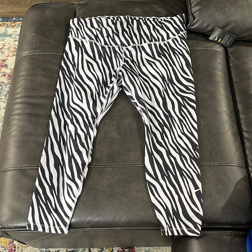 BNWT- Zebra Print Dry Fit Nike Leggings